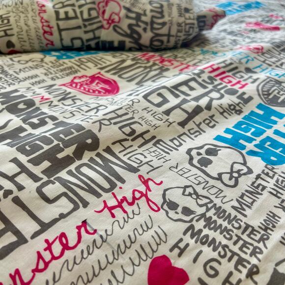 Y2K Nostalgia Monster High Full Sheet Set Flat & Fitted Sheets Bedding - Picture 1 of 6